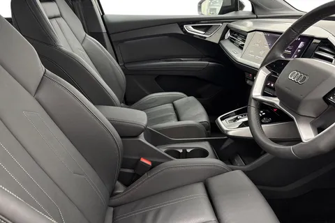 KR25ZJY Audi Q4 e-tron Q4  Sport 45 e-tron  210,00 kW Thumbnail #7