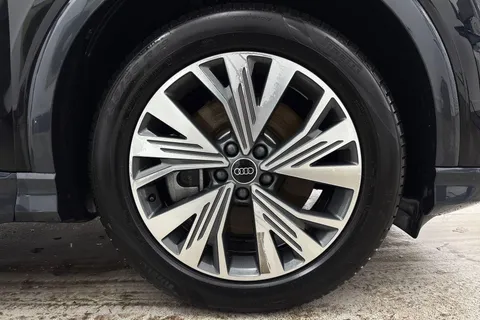 KR25ZJY Audi Q4 e-tron Q4  Sport 45 e-tron  210,00 kW Thumbnail #9