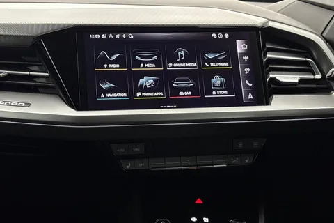 KR25ZJY Audi Q4 e-tron Q4  Sport 45 e-tron  210,00 kW Thumbnail #10