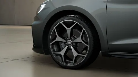  Audi A1 1.0 TFSI 30 Black Edition Sportback S Tronic Euro 6 (s/s) 5dr Thumbnail #4