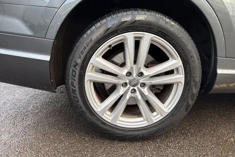 7 of 51 for Audi Q7 3.0 TDI V6 S line Tiptronic quattro Euro 6 (s/s) 5dr