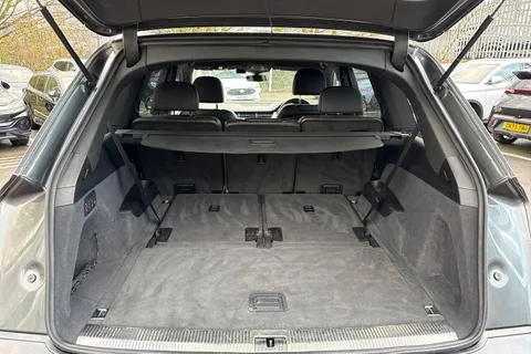 10 of 51 for Audi Q7 3.0 TDI V6 S line Tiptronic quattro Euro 6 (s/s) 5dr