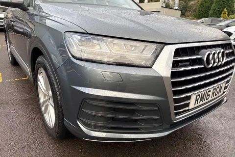 17 of 51 for Audi Q7 3.0 TDI V6 S line Tiptronic quattro Euro 6 (s/s) 5dr