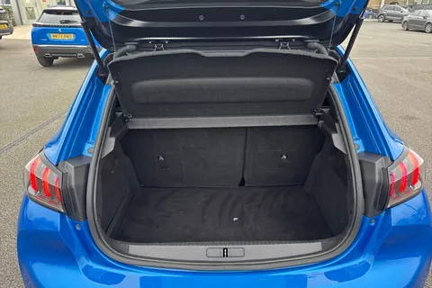 7 of 67 for PEUGEOT e-208 50kWh GT Premium Auto 5dr