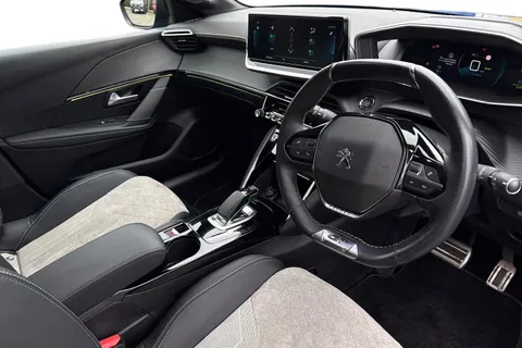 14 of 67 for PEUGEOT e-208 50kWh GT Premium Auto 5dr