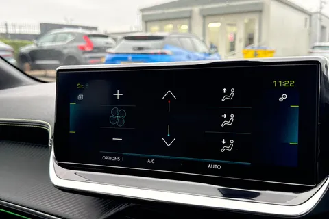 22 of 67 for PEUGEOT e-208 50kWh GT Premium Auto 5dr