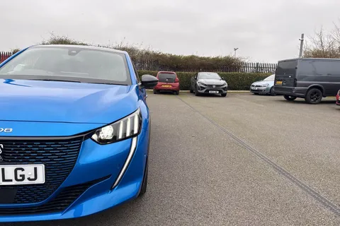 26 of 67 for PEUGEOT e-208 50kWh GT Premium Auto 5dr
