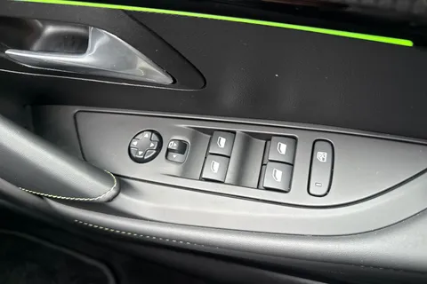 43 of 67 for PEUGEOT e-208 50kWh GT Premium Auto 5dr