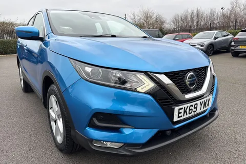 EK69YWX Nissan Qashqai 1.5 dCi Acenta Premium DCT Auto Euro 6 (s/s) 5dr Thumbnail #10