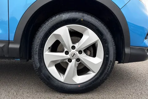 EK69YWX Nissan Qashqai 1.5 dCi Acenta Premium DCT Auto Euro 6 (s/s) 5dr Thumbnail #11