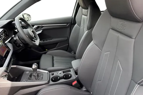 DK75UWF Audi A3 S line TFSI  150 PS 6-speed Thumbnail #16