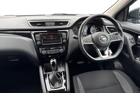 EK69YWX Nissan Qashqai 1.5 dCi Acenta Premium DCT Auto Euro 6 (s/s) 5dr Thumbnail #19