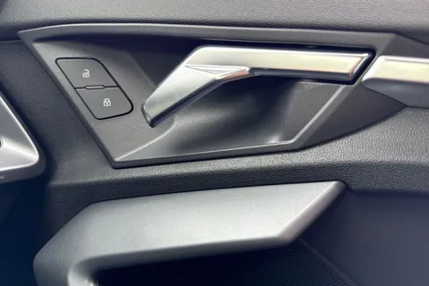 DK75UWF Audi A3 S line TFSI  150 PS 6-speed Thumbnail #21