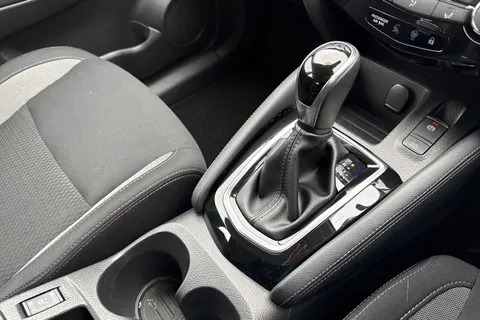 EK69YWX Nissan Qashqai 1.5 dCi Acenta Premium DCT Auto Euro 6 (s/s) 5dr Thumbnail #24
