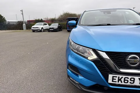 EK69YWX Nissan Qashqai 1.5 dCi Acenta Premium DCT Auto Euro 6 (s/s) 5dr Thumbnail #26