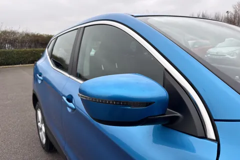 EK69YWX Nissan Qashqai 1.5 dCi Acenta Premium DCT Auto Euro 6 (s/s) 5dr Thumbnail #29