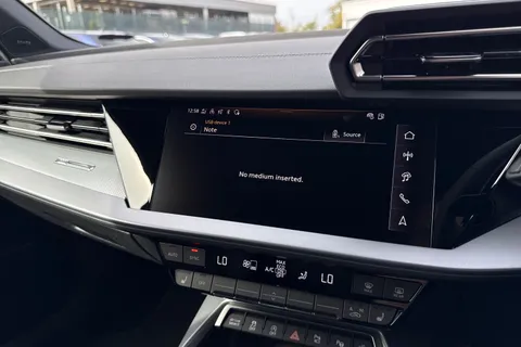 DK75UWF Audi A3 S line TFSI  150 PS 6-speed Thumbnail #37