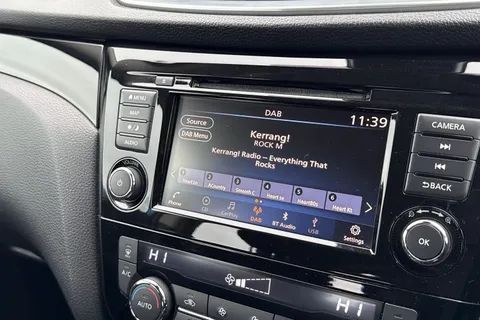 EK69YWX Nissan Qashqai 1.5 dCi Acenta Premium DCT Auto Euro 6 (s/s) 5dr Thumbnail #42