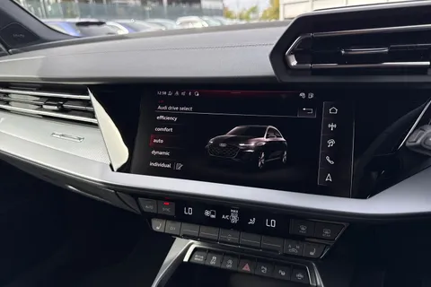 DK75UWF Audi A3 S line TFSI  150 PS 6-speed Thumbnail #44