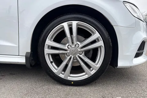 10 of 45 for Audi A3 S line 35 TFSI 150 PS S tronic