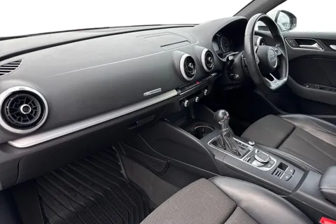 15 of 45 for Audi A3 S line 35 TFSI 150 PS S tronic