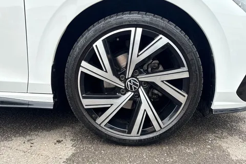 CX23ONO Volkswagen Golf 1.5 TSI 150ps R-Line EVO ⭐18' Bergamo Alloys⭐ Thumbnail #10