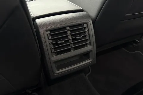 CX23ONO Volkswagen Golf 1.5 TSI 150ps R-Line EVO ⭐18' Bergamo Alloys⭐ Thumbnail #32