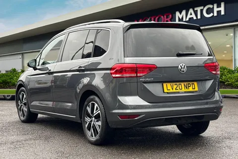 LV20NPD Volkswagen Touran 1.5 TSI EVO R-Line Euro 6 (s/s) 5dr Thumbnail #3