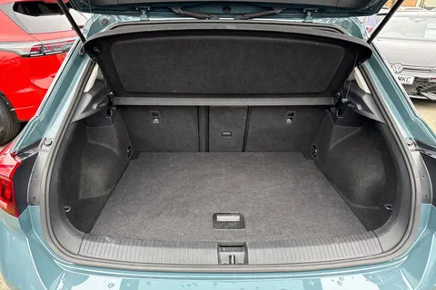 GF25UXC Volkswagen T-Roc 1.5 TSI Match 5dr | Rear View Camera Thumbnail #8