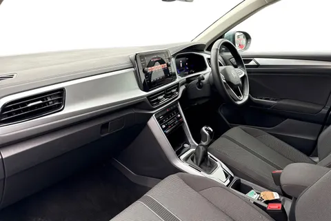 GF25UXC Volkswagen T-Roc 1.5 TSI Match 5dr | Rear View Camera Thumbnail #16