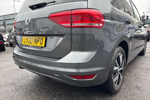 LV20NPD Volkswagen Touran 1.5 TSI EVO R-Line Euro 6 (s/s) 5dr Thumbnail #31
