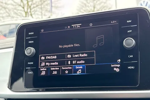 GF25UXC Volkswagen T-Roc 1.5 TSI Match 5dr | Rear View Camera Thumbnail #30