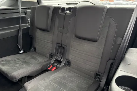 LV20NPD Volkswagen Touran 1.5 TSI EVO R-Line Euro 6 (s/s) 5dr Thumbnail #33