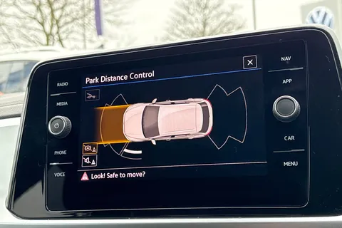 GF25UXC Volkswagen T-Roc 1.5 TSI Match 5dr | Rear View Camera Thumbnail #33