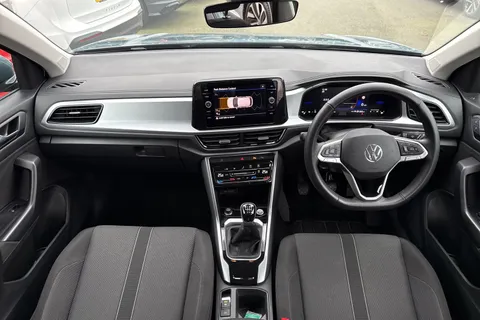 GF25UXC Volkswagen T-Roc 1.5 TSI Match 5dr | Rear View Camera Thumbnail #39