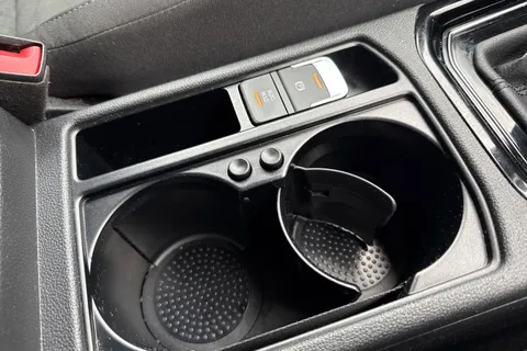 LV20NPD Volkswagen Touran 1.5 TSI EVO R-Line Euro 6 (s/s) 5dr Thumbnail #52