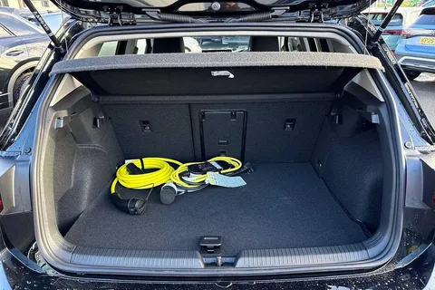 KP75LJY Volkswagen Golf 1.5 TSI 204 Match eHybrid 5dr DSG Thumbnail #9