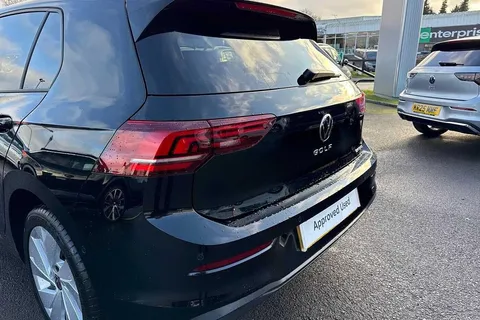 KP75LJY Volkswagen Golf 1.5 TSI 204 Match eHybrid 5dr DSG Thumbnail #15