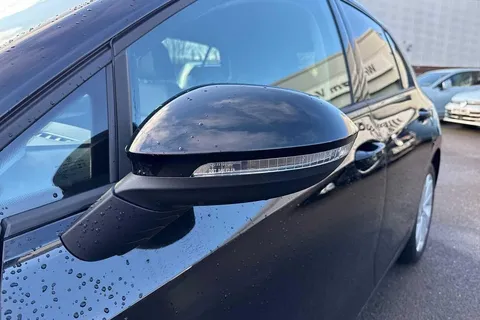 KP75LJY Volkswagen Golf 1.5 TSI 204 Match eHybrid 5dr DSG Thumbnail #30