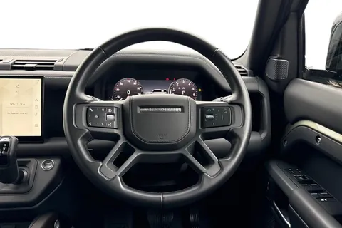 KN73VPF Land Rover Defender 110 2.0 P400e X-Dynamic HSE 5dr Thumbnail #17