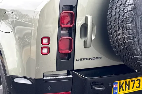 KN73VPF Land Rover Defender 110 2.0 P400e X-Dynamic HSE 5dr Thumbnail #21