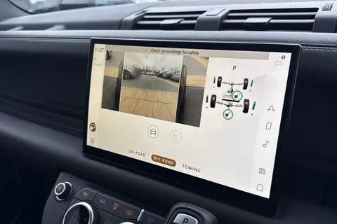 KN73VPF Land Rover Defender 110 2.0 P400e X-Dynamic HSE 5dr Thumbnail #46