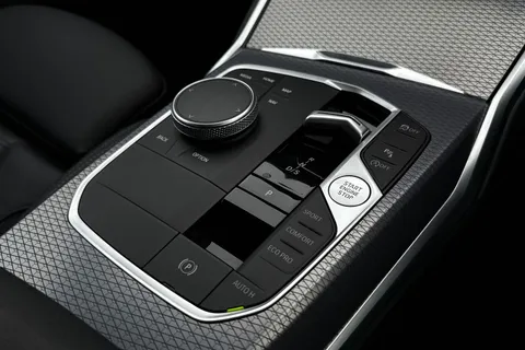 YB24XNZ BMW 3 Series 2.0 320i M Sport Auto Euro 6 (s/s) 4dr Thumbnail #20