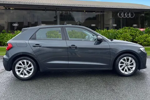 3 of 50 for Audi A1 Sport 30 TFSI 110 PS 6-speed