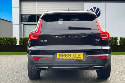 WR69XLE Volvo Xc40 2.0 T4 R-Design Auto Euro 6 (s/s) 5dr Thumbnail #5