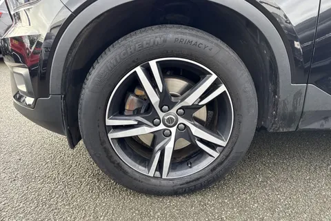 WR69XLE Volvo Xc40 2.0 T4 R-Design Auto Euro 6 (s/s) 5dr Thumbnail #14
