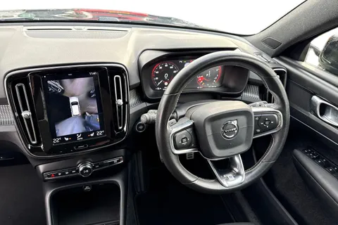 WR69XLE Volvo Xc40 2.0 T4 R-Design Auto Euro 6 (s/s) 5dr Thumbnail #19