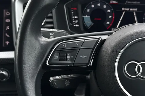 36 of 50 for Audi A1 Sport 30 TFSI 110 PS 6-speed