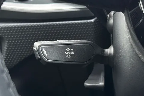 37 of 50 for Audi A1 Sport 30 TFSI 110 PS 6-speed