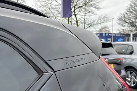 WR69XLE Volvo Xc40 2.0 T4 R-Design Auto Euro 6 (s/s) 5dr Thumbnail #39